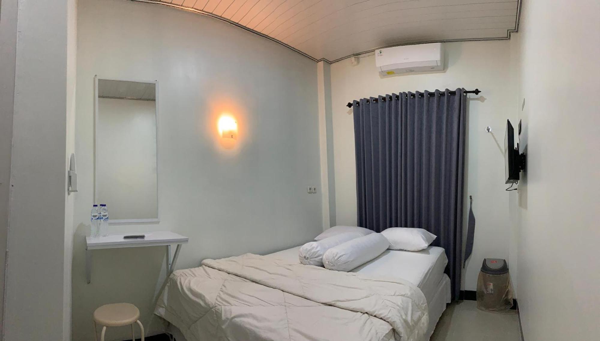 Kusuma Raya Guest House Srondolwetan Eksteriør bilde
