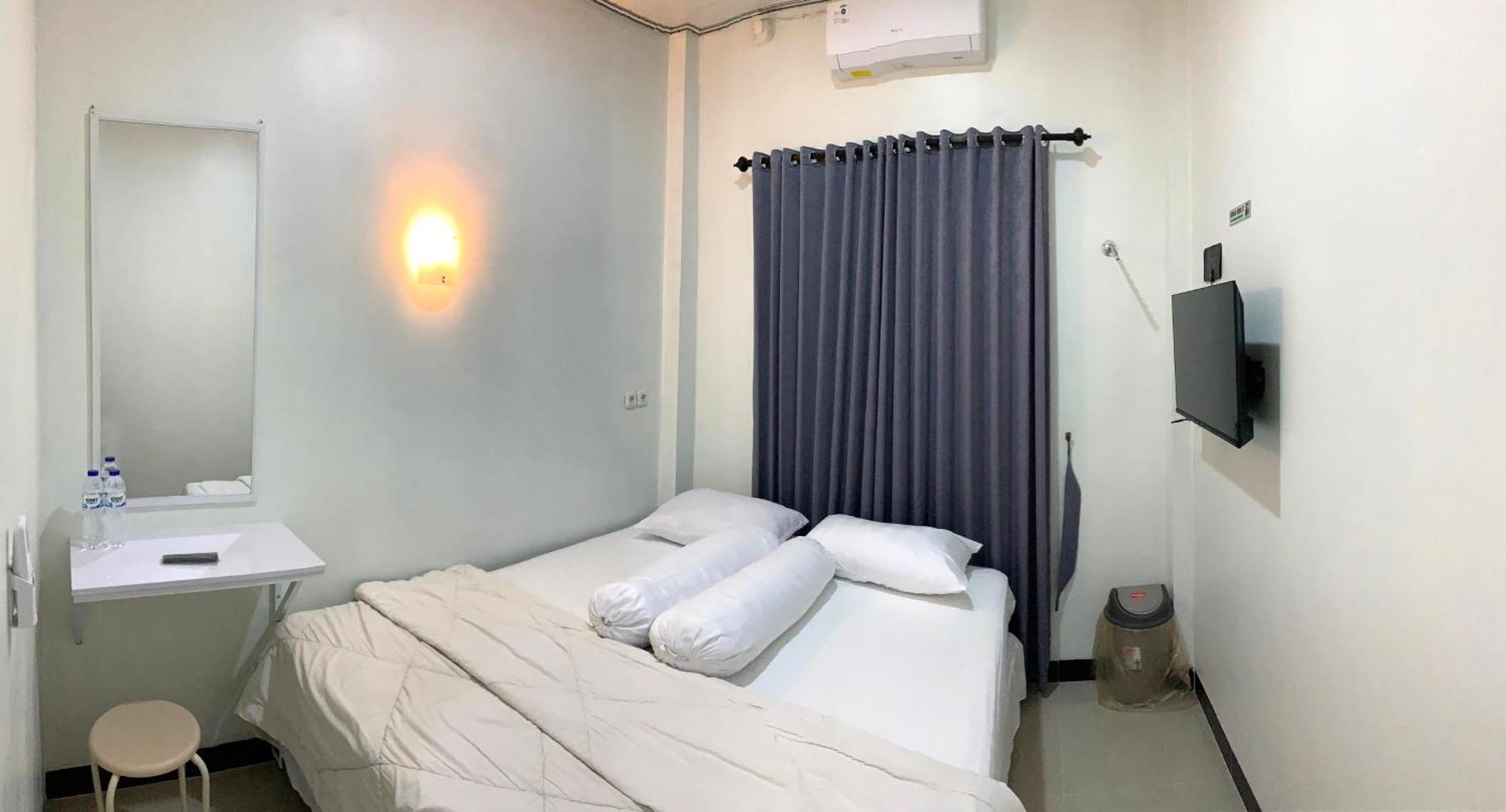 Kusuma Raya Guest House Srondolwetan Eksteriør bilde